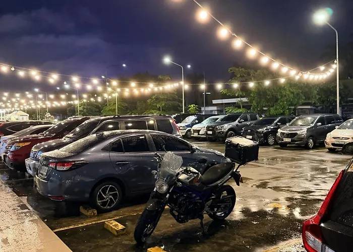 Apartment Pool View Near Naia, Smx Netflix, Wifi, Ps4