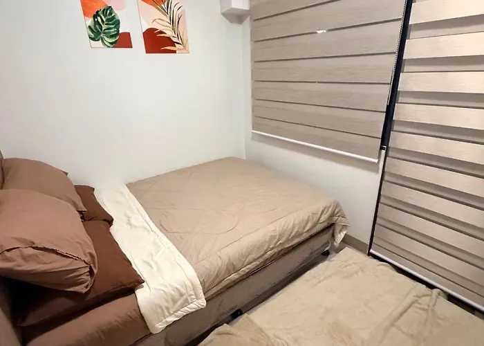Apartment Pool View Near Naia, Smx Netflix, Wifi, Ps4 Manila
